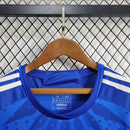 Camisa Cruzeiro Home I 2024/25 Adidas Torcedora Feminina azul com detalhes em branco, escudo bordado do Cruzeiro e gola careca, ideal para torcedoras e fãs do clube