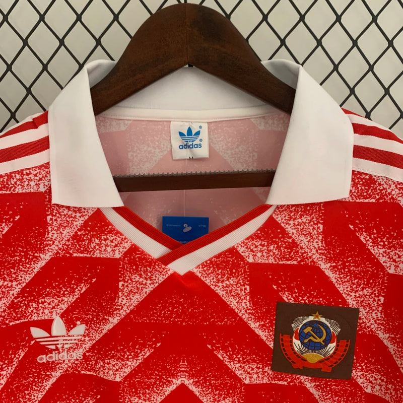 Camisa União Soviética Home I 1987/88 Adidas retrô masculina vermelha com detalhes dourados, gola careca e tecido leve respirável para torcedores e colecionadores"