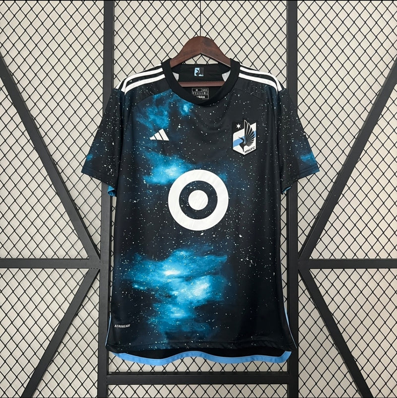 Camisa Minnesota United titular 1 2024/25 Adidas Torcedor Masculina Preta, uniforme MLS, Waze Mix"