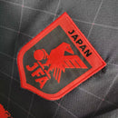 Camisa Japão Concept Black Panther 2024/25 Adidas Torcedor Masculina preta, uniforme conceitual da seleção japonesa inspirado na pantera negra, com tecnologia AEROREADY para conforto e respirabilidade, ideal para torcedores e colecionadores.