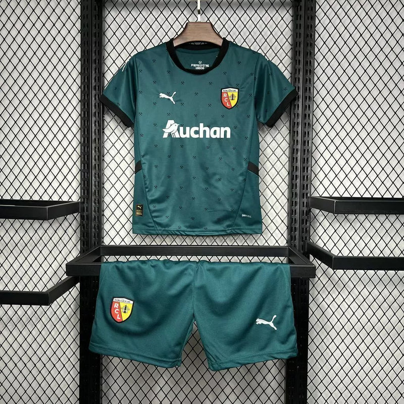 Camisa infantil RC Lens Away (2) 2024/25 Puma, uniforme oficial branco com detalhes em vermelho e amarelo, design moderno para jovens torcedores da Ligue 1”