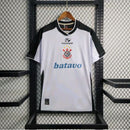 Camisa Corinthians Away II 2000/01 Topper Retrô Masculina branca com detalhes em preto, gola redonda e punhos clássicos, perfeita para torcedores e colecionadores.