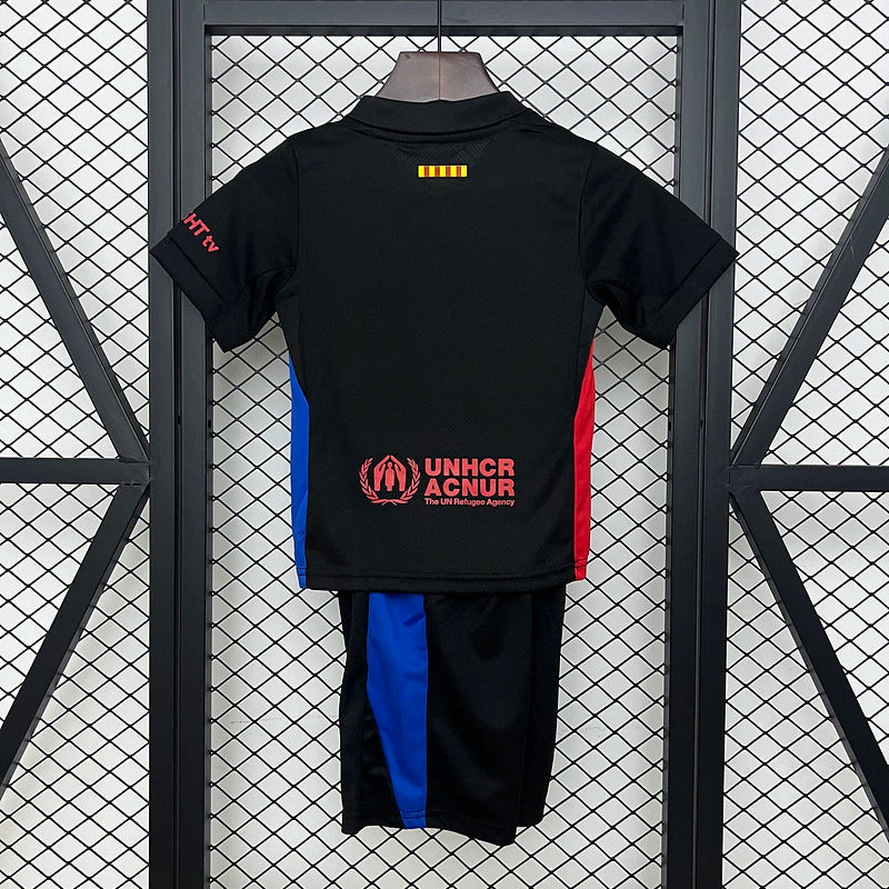 Camisa infantil Barcelona Travis Scott II Nike 24/25 preto camisa e shorts para meninos