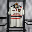 Camisa Manchester United II Retrô 1998/99 umbro Torcedor masculina - branca