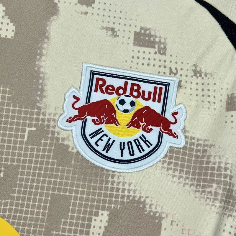 Camisa New York Red Bulls Home I 2025/26 Adidas Torcedor Masculina Cinza, uniforme MLS, escudo bordado, tecnologia AEROREADY, Waze Mix"