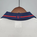 Camisa Universidad de Chile Away II 1998/99 Rebook Retrô Masculina branca, uniforme retrô de futebol chileno, camisa de torcedor clássica, coleção histórica, futebol chileno, estilo retrô, camisa de colecionador, Rebook Chile 1998/99"