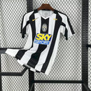 Camisa Juventus I Retrô 04/05 Torcedor Masculina - preto e branco