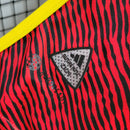 Camisa Seattle Sounders FC Away II 2023/24 Adidas Jogador Masculina Vermelha, uniforme da MLS, design moderno, conforto e estilo para torcedores e jogadores apaixonados.”