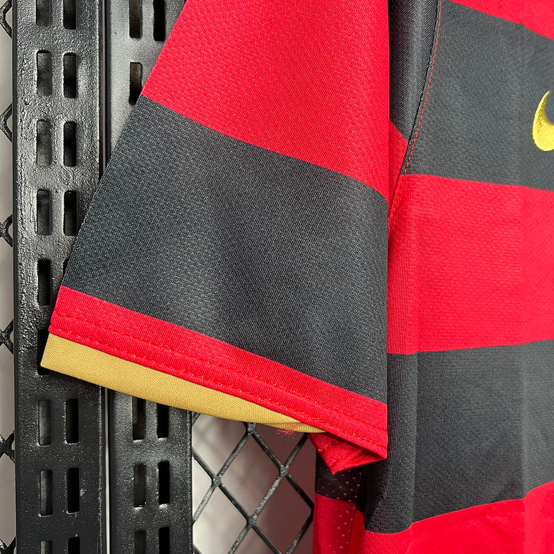 Camisa Flamengo I Retrô 2008/09 Torcedor Masculina - Vermelha com detalhes em Preto e amarelo