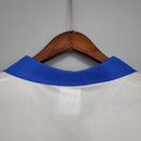 “Camisa Rangers FC Away II 1994/95 Umbro Retrô Masculina Branca, uniforme retrô clássico do Rangers, design nostálgico e confortável para torcedores apaixonados.”