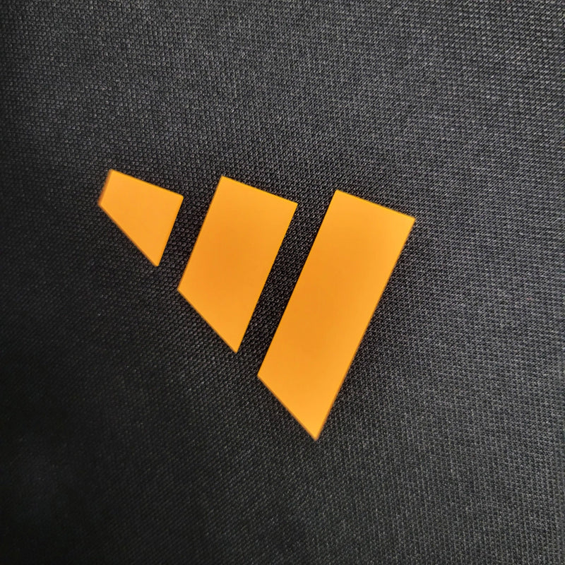 Camisa Internacional Treino 23/24 Torcedor Adidas - Preta e Laranja