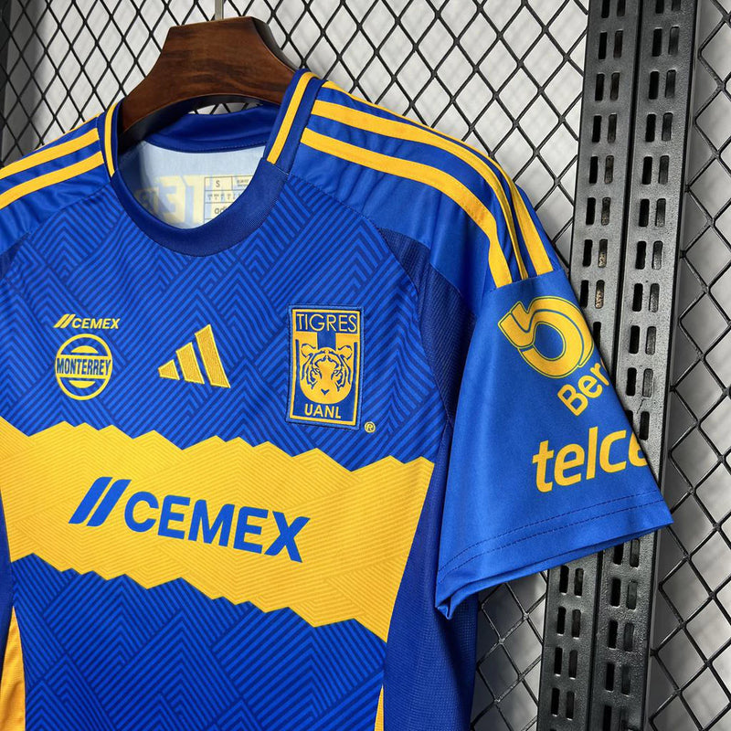 Camisa Tigres Away II 2024/25 Torcedor Masculina Azul, uniforme moderno do clube mexicano, escudo bordado, tecido respirável, conforto e estilo para torcedores"