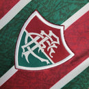 "Camisa Fluminense Home 2024/25 Masculina Umbro para torcedor, tricolor verde, grená e branco, modelo oficial do clube, ideal para fãs do Fluminense Football Club"