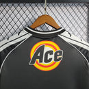 Camisa Vasco da Gama Home I 2000/01 Kappa Retrô Masculina branca com faixa diagonal preta e detalhes em vermelho, gola redonda e escudo bordado do clube.