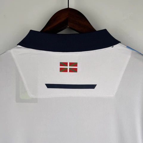 Camisa Real Sociedad Home I 2023/24 Torcedor Masculina - Branca e Azul