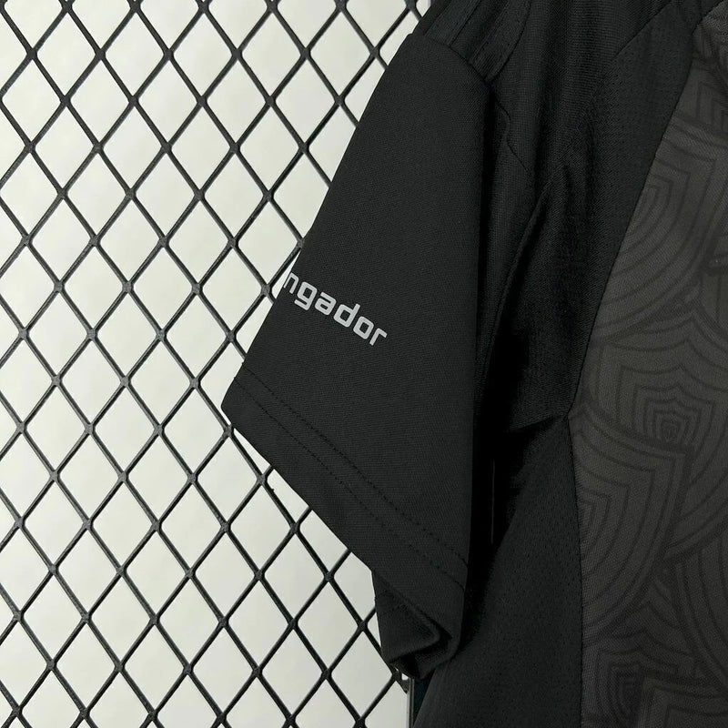 Camisa Atlético Mineiro All Black 2025/26 Adidas Torcedor Masculina preta com escudo oficial bordado, design moderno e tecido respirável com tecnologia Aeroready.