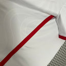 "Camisa Flamengo Away II 2024/25 Adidas Torcedor Masculina branca com detalhes em vermelho e preto, leve e respirável com tecnologia AEROREADY, ideal para jogos, treinos e torcedores Rubro-Negros