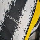 Camisa Juventus Home I 2023/24 Adidas Torcedor Masculina - Branca e Preta