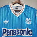 Camisa Olympique Marseille Away II 1990/91 Adidas Retrô Masculina Azul, uniforme clássico, escudo aplicado, tecido leve e respirável, ideal para torcedores e colecionadores.”