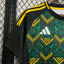 Camisa Jamaica Away II 2024/25 Adidas Torcedor Masculina verde, uniforme alternativo da seleção jamaicana, design vibrante, tecido leve e respirável, corte masculino."
camisa Jamaica Away 2024/25 verde
camisa Adidas Jamaica torcedor
camisa seleção Jamaica masculina
uniforme alternativo Jamaica 2024