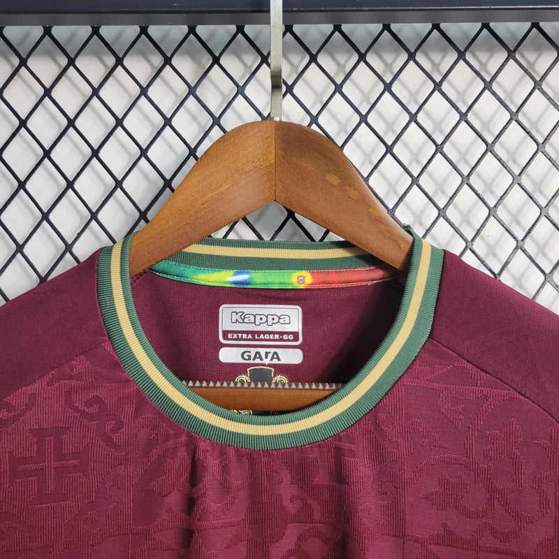 Camisa Vasco da Gama Goleiro 2022/23 Kappa Masculina vinho, manga longa, detalhes da marca Kappa nas mangas e escudo do clube bordado no peito"