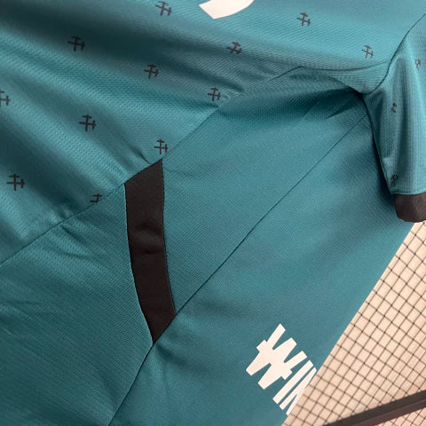 Camisa Lens Away II 2024/25 Puma Torcedor Masculina Verde, design moderno com detalhes em amarelo e vermelho, tecido leve e confortável para torcedores do RC Lens