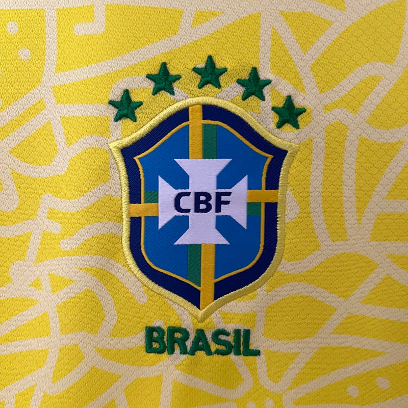 Camisa Brasil Home (1) 2024/25 Torcedor Masculina oficial, cores da seleção brasileira, escudo bordado, tecido leve e respirável