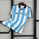 Camisa Racing Home I 2000/01 Adidas Retrô Masculina na cor azul, uniforme histórico do Racing Club da Argentina, modelo masculino retrô temporada 2000/01, confortável e respirável para torcedores e colecionadores.