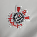 Uniforme infantil Corinthians 2024 2025 Nike home titular, camisa branca com escudo e short para criançaa de 3 a 13 anos