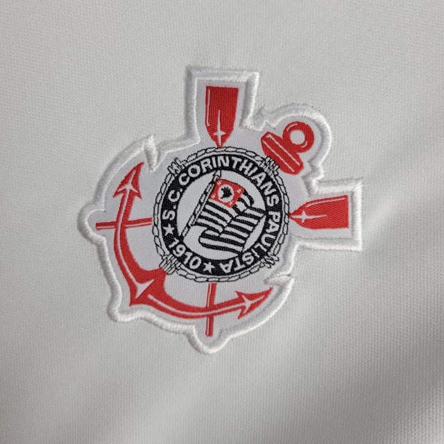 Uniforme infantil Corinthians 2024 2025 Nike home titular, camisa branca com escudo e short para criançaa de 3 a 13 anos