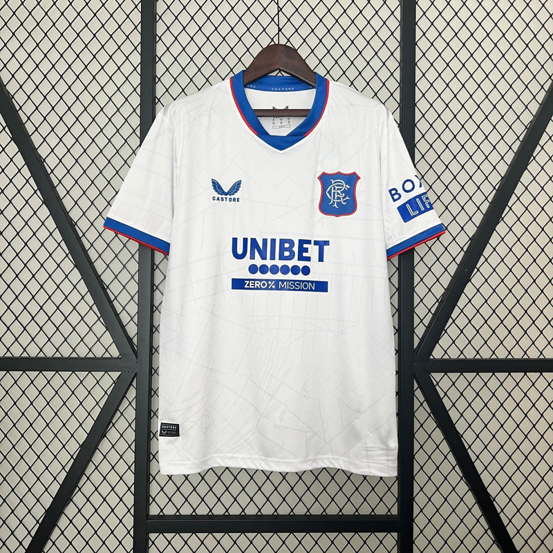 Camisa Rangers Away II 2024/25 Castore Torcedor Masculina Branca, design moderno e confortável, símbolo de tradição e estilo para torcedores do Rangers FC.”