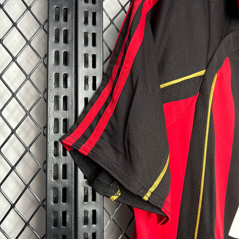 Camisa Retrô Milan 2006/2007 - Adidas Masculina - Vermelha e preta