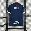 Camisa Independiente Third III 2024/25 Puma Torcedor Masculina na cor azul, uniforme do Independiente da Argentina, modelo masculino temporada 2024/25, confortável e respirável para torcedores e colecionadores.