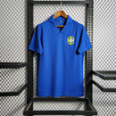 Camisa Brasil Away (2) 1957/58 Retrô Masculina azul clássica, modelo histórico da Seleção Brasileira disponível na Wazemix, ideal para colecionadores e torcedores apaixonados."
