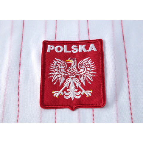 Camisa Polônia Home I 1982/83 Adidas Retrô Masculina, branca, com escudo da seleção polonesa e logo Adidas bordados, feita em tecido leve e confortável, modelo retrô masculino com caimento tradicional, ideal para colecionadores e uso casual.”