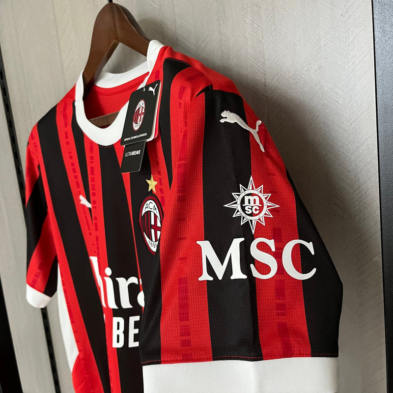 Camisa Portugal Edição A Seleção 2024 Torcedor Masculina Nike vermelha com detalhes verdes oficial, tecido leve e confortável para torcedores da Seleção Portuguesa