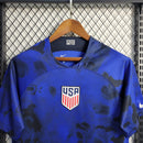 Camisa Estados Unidos Away II 2022/23 Nike Torcedor Masculina azul, uniforme alternativo USA soccer, escudo bordado no peito, tecido leve e respirável, corte masculino."
camisa Estados Unidos 2022/23 azul
camisa USA soccer Away masculina
camisa seleção EUA torcedor
uniforme alternativo Estados Unidos