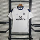 Camisa Manchester United Away (2) 2000/01 Umbro Retrô Masculina