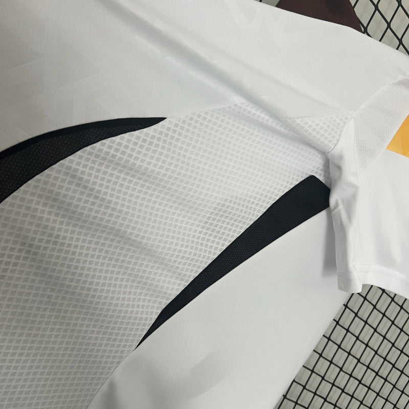 Camisa Alemanha Home I 2024/25 Adidas Torcedor Masculina oficial branca com detalhes em preto e vermelho
