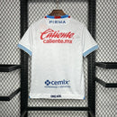 Camisa Cruz Azul Away II 2024/25 Pirma Torcedor Masculina Branca, uniforme elegante, futebol mexicano, escudo do Cruz Azul, conforto e estilo para torcedores"