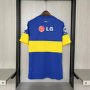 Camisa Retrô Boca Juniors Home I 2011/12 Nike Masculina na cor azul com faixa amarela, modelo clássico de futebol argentino, ideal para colecionadores e torcedores apaixonados pelo Boca Juniors.