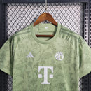 Camisa Bayern de Munique "Oktoberfest" 2023/24 Adidas Torcedor Masculina - Verde