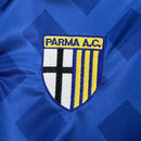 Camisa Parma Away II 1995/96 Puma Retrô Masculina Azul com detalhes amarelos, escudo histórico bordado e design clássico inspirado na era de ouro do futebol italiano.”