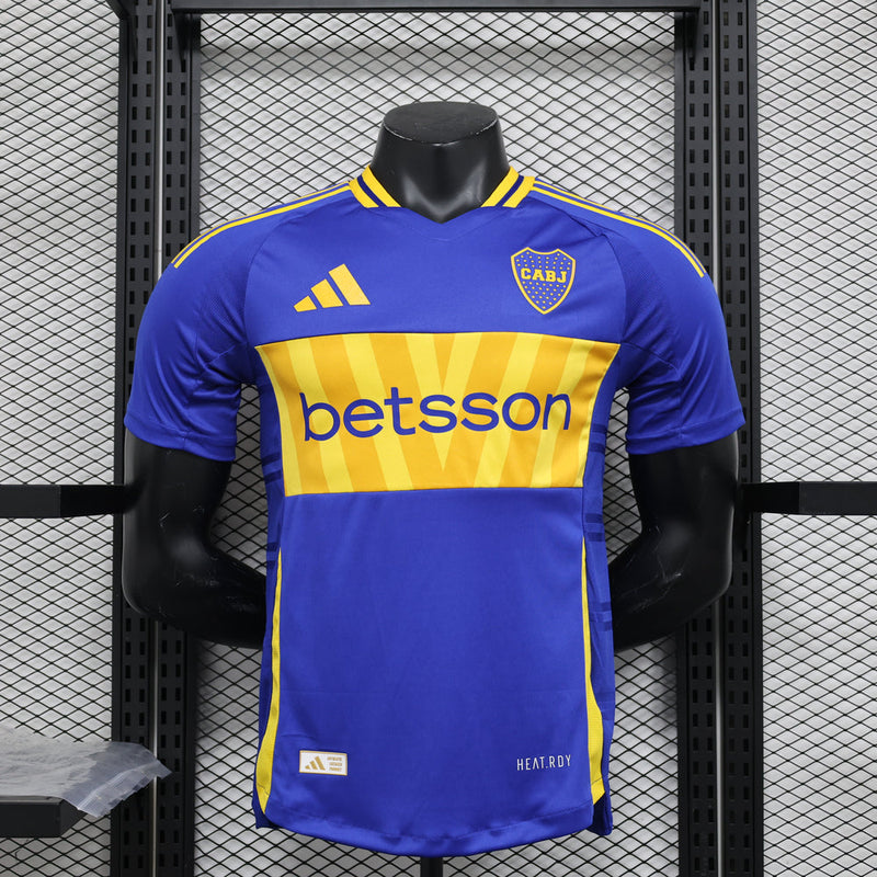 Camisa Boca Juniors Home 2024/25 Jogador Masculina Adidas oficial azul marinho com faixa amarela e escudo bordado, versão Player usada pelos atletas