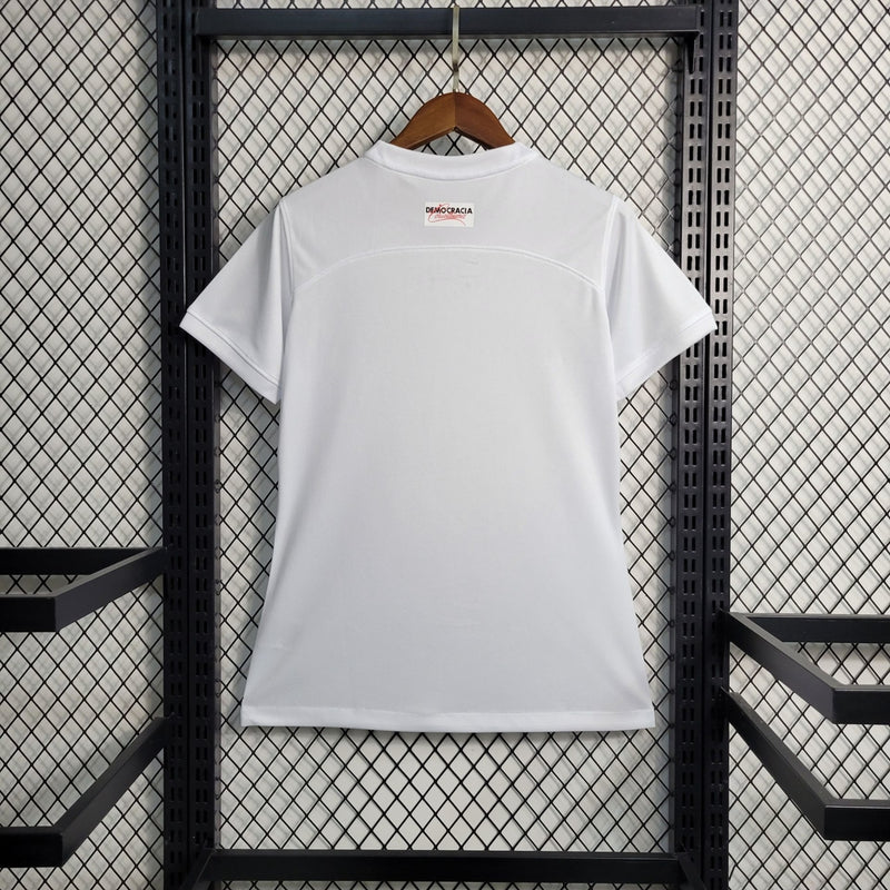 Camisa Corinthians home I 2023/24 Nike Torcedora Feminina branca com escudo bordado 
