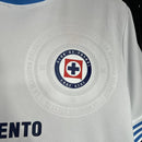 Camisa Cruz Azul Away II 2024/25 Pirma Torcedor Masculina Branca, uniforme elegante, futebol mexicano, escudo do Cruz Azul, conforto e estilo para torcedores"