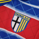 Camisa Parma Goleiro 1998/99 Retrô Masculina Vermelha e Azul com escudo histórico bordado, design vintage e inspiração nos goleiros lendários do futebol italiano.