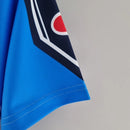 Camisa Parma Goleiro 1999/00 Retrô Masculina Azul com escudo bordado, design clássico e visual autêntico dos goleiros lendários do futebol italiano.”