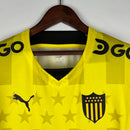 Camisa Peñarol Third III 2023/24 Torcedor Masculina Amarela, uniforme vibrante, futebol uruguaio, escudo bordado, tradição e conforto para torcedores"