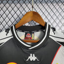 Camisa Vasco da Gama Home I 2000/01 Kappa Retrô Masculina branca com faixa diagonal preta e detalhes em vermelho, gola redonda e escudo bordado do clube.